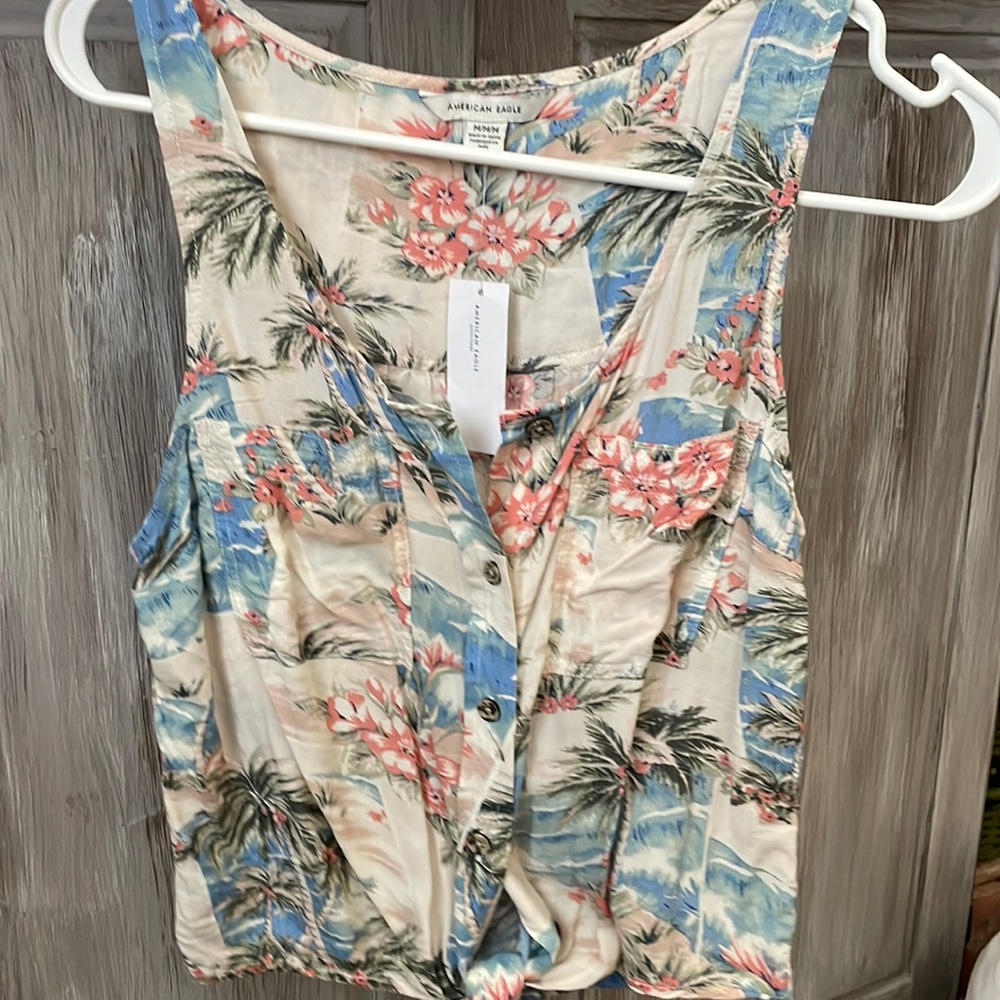 Cropped Hawaiian button down tank